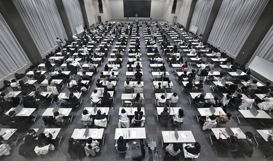 [사진] 논술의 시간