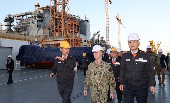 미 해군총장 “한국원잠, 중국 억제하는 데 활용될 것”