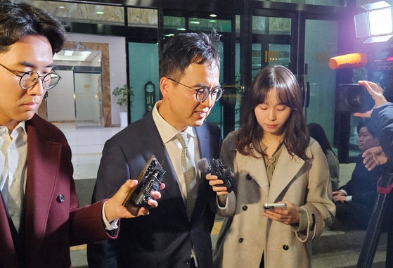 용산 "집단행동 검사장 징계 검토"…檢 혼란 속 구자현 첫 출근