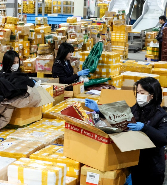 [사진] 블프 다가온다, 쌓이는 직구 물품