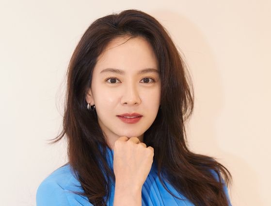 <b>송지효</b>, <b>부친 빚투 의혹</b>에 "협박 좌시 않겠다…엄정 법적조치"