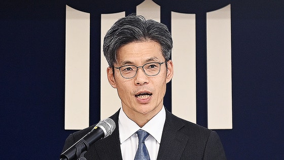 '항소 포기' <b>박철우 중앙지검장</b> 취임 "박탈감과 자괴감, 억울하다"