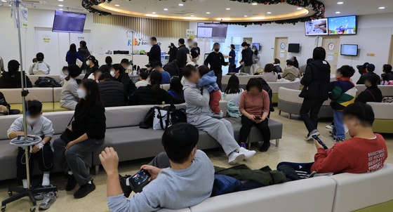 [사진] 독감환자 4주째 증가세