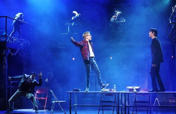 서울 강남구 코엑스아티움에서 열린 뮤지컬 '렌트' 프레스콜에서 배우들이 주요 장면을 시연하고 있다. '렌트'는 올해 브로드웨이 초연은 30주년을 맞은 이 작품은 50개국에서 공연된 세계적인 록 뮤지컬이다. 연합뉴스