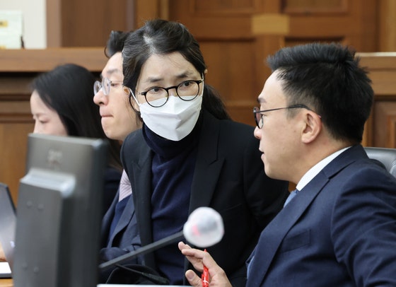 김건희 3종 금품 수수 첫 특검 조사...<b>한동훈</b> 10일 <b>참고인 소환</b>