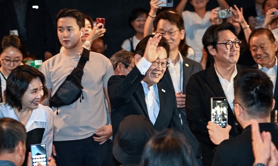 이재명 정부 지지 연예인 조진웅 소년 전과 논란에 정치권 발칵