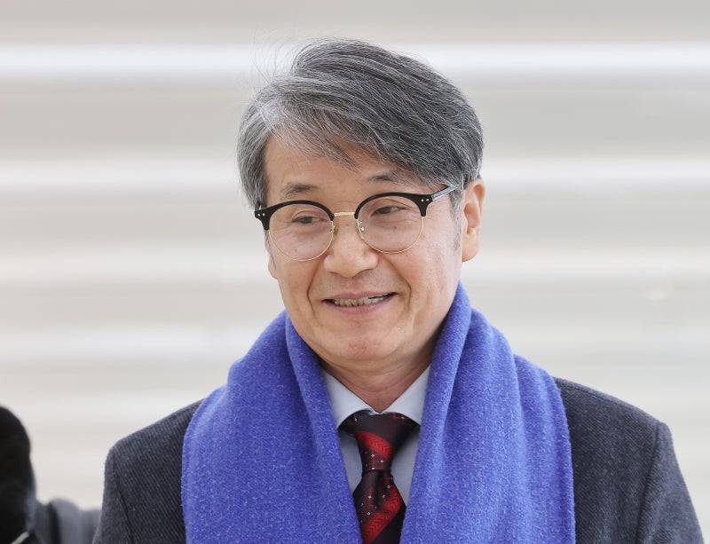 <b>최재영 목사</b> 특검 출석…“<b>디올백</b> 사건, 전면 재확인 계기 될 것”