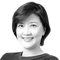 [이윤정의 판앤펀] 삭발 연예인, 만삭 앵커, 한솔과 토리