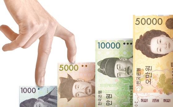 증시 불안·3%대 금리에 돌아온 ‘<b>예테크족</b>’…예·적금 잔액 늘었다