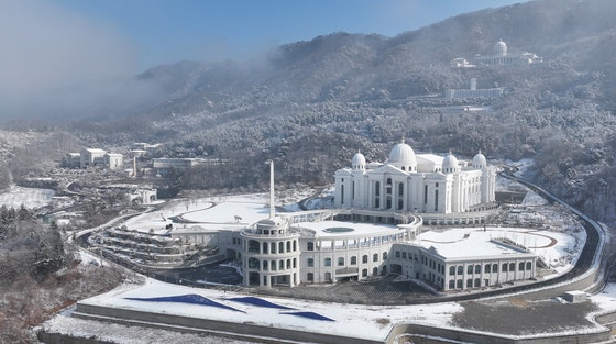 [단독] 윤영호 "2018년 文측근 접촉 시도…김경수, 초청 거절"