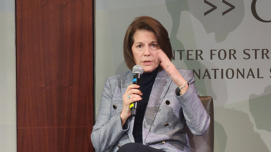 캐서린 코테즈 매스토(민주ㆍ네바다) 상원의원이 15일(현지시간) 워싱턴에서 전략국제문제연구소(CSIS)가 주최한 핵심 광물 전략 세미나에서 중국의 '희토류 무기화'에 대응하기 위한 동맹국의 협력을 강조했다.워싱턴=