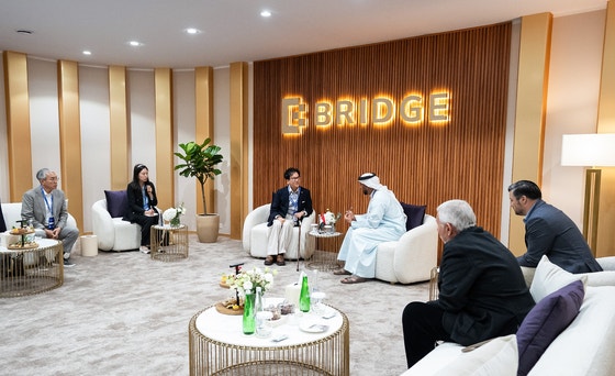 이재현 CJ그룹 회장과 주요 경영진들이 압둘라 알 하마드 UAE 국립 미디어 오피스 의장과 만나 사업 전략을 논의했다.사진 CJ그룹