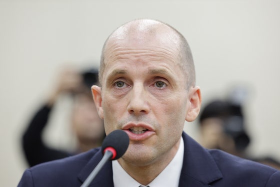 해롤드 로저스 쿠팡 임시 대표가 17일 서울 여의도 국회 과학기술정보방송통신위원회에서 열린 쿠팡 침해사고 관련 청문회에서 의원 질의에 답변하고 있다.뉴스1