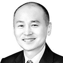 [리셋 코리아] 유럽 따라하다 ‘규제 갈라파고스’에 갇힌 한국