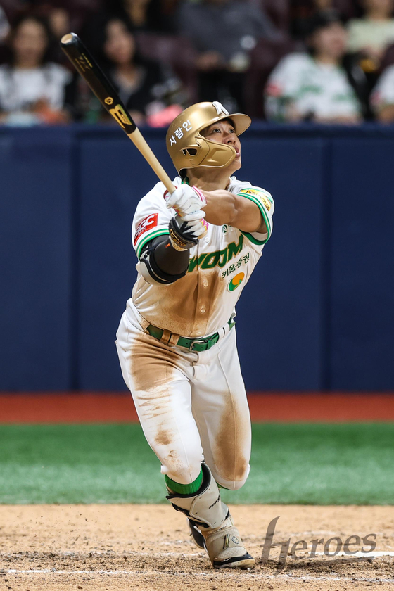 ‘흙배트’로 열었다, 빅리그 문을…