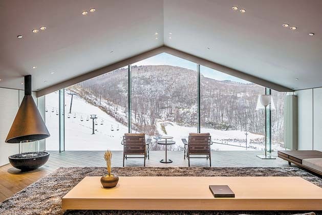 [홀리데이] 2년 연속 미쉐린 원 키 획득 … ‘롭 리포트 홍콩’ 베스트 리조트 선정도