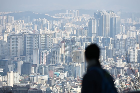 남산에서 바라본 서울 시내 아파트 단지 모습.김종호 기자