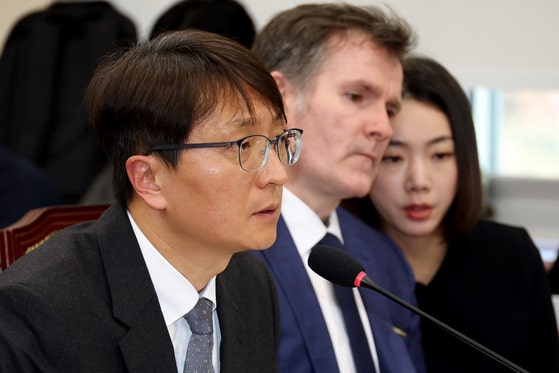 지난 3일 오후 국회 정무위원회에서‘쿠팡 개인정보 유출’긴급질의가 진행되고 있다.박대준 쿠팡 대표이사가 의원 질의에 답하고 있다.장진영 기자