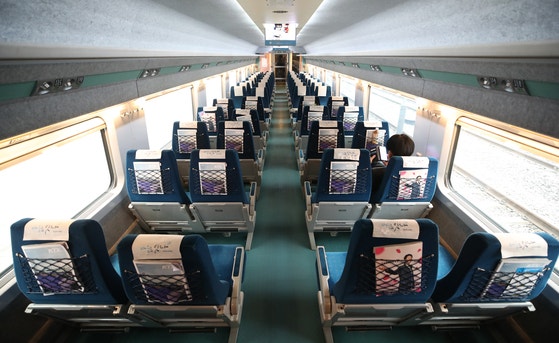 KTX특실 뒤집은 커플의 황당 요구…거절하자 욕설 난동 무슨일