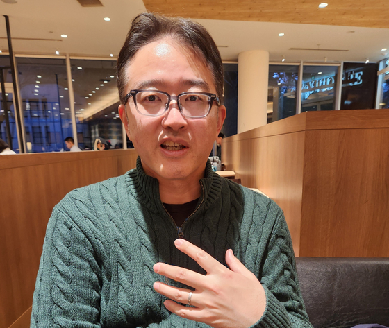 지난 26일 일본 도쿄대에서 사하시 료 도쿄대 교수가 중앙일보와의 인터뷰를 하고 있다.오누키 도모코 특파원