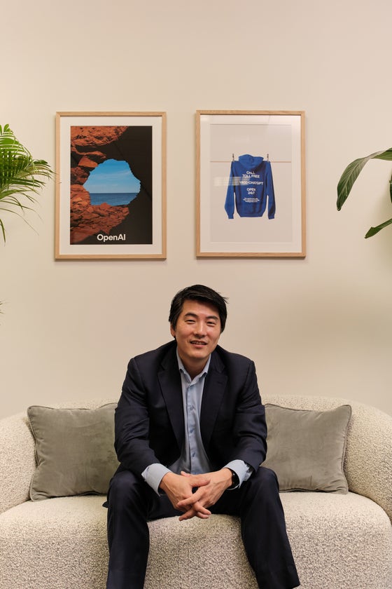 지난해 12월 11일 중앙일보와 인터뷰한 제이슨 권 오픈AI CSO.권 CSO는 오픈AI의 정책·전략을 총괄하고 있다.[사진 오픈AI]