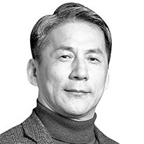 [엄효식의 이슈진단] 제2 창군 각오로 군 본분 되새기고 정예 간부 육성해야