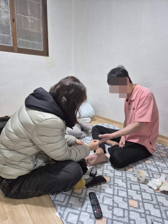 집 내준 이웃·돌봐준 마을…벼랑 끝 주민 잡았다