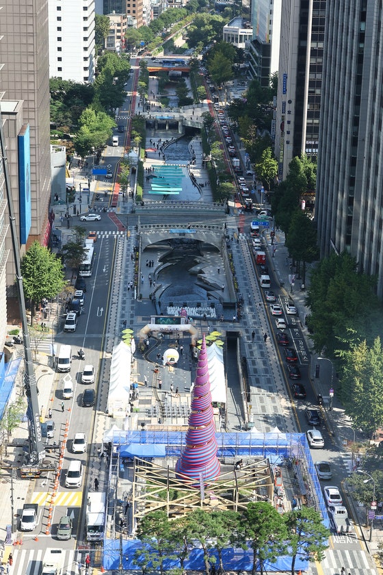 지난해 복원 20주년을 맞은 청계천.김종호 기자 