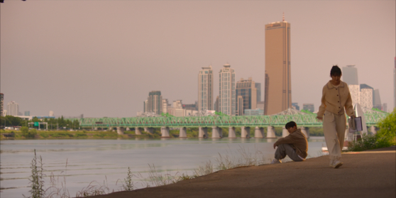 넷플릭스 '캐셔로' 속 노들섬의 모습.한강철교와 63빌딩이 한눈에 들어온다.사진 넷플릭스