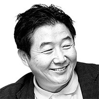 [김동률의 거리에서] 이제 당신이 가 볼 차례다