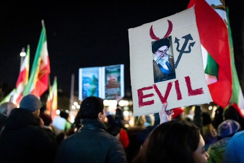 [사진] “하메네이는 악마”