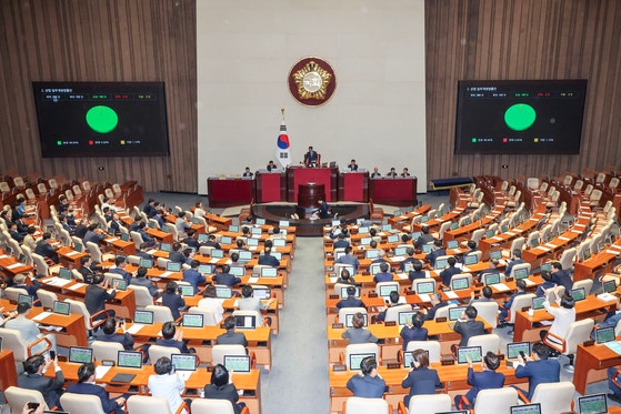 "연구개발 위해 쌓았는데…자사주 태우라니 속부터 탑니다"