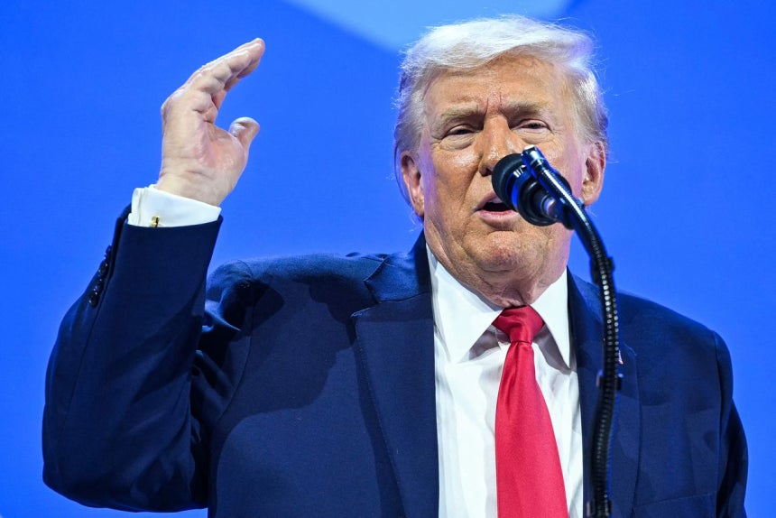  도널드 트럼프 대통령이 21일 스위스 다보스에서 열린 세계경제포럼(WEF) 제56차 연차총회에서 연설하고 있다.AFP=연합뉴스