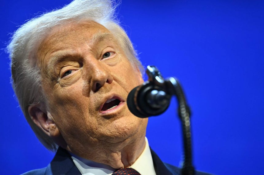 도널드 트럼프 미국 대통령이 22일(현지시간) 스위스 다보스에서 열린 세계경제포럼(WEF) 연차총회에서‘평화위원회(Board of Peace)’회의에 참석해 발언하고 있다.AFP=연합뉴스