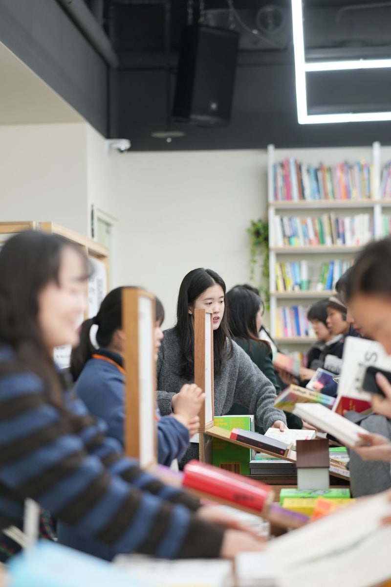 “굿즈 따윈 필요 없었다” 호평 쏟아진 예약제 도서전