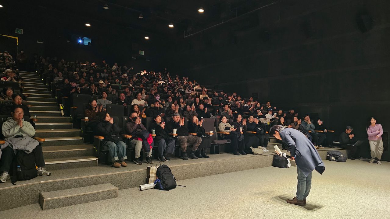 명필름아트센터, 3333명과 마지막 한달