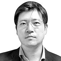 [서승욱의 시시각각] 보수 망치는 벼락출세 DNA