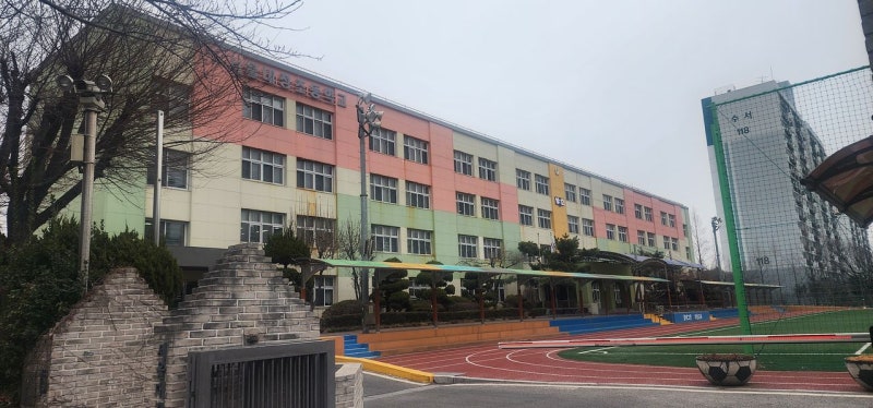 [단독] 같은 강남인데… 초등학교 신입생 263명 vs 7명