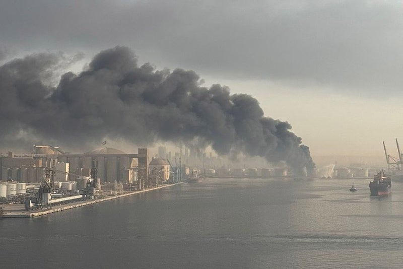 중동 폰 1위 삼성, '오일머니' 비상…할랄인증 K푸드도 날벼락