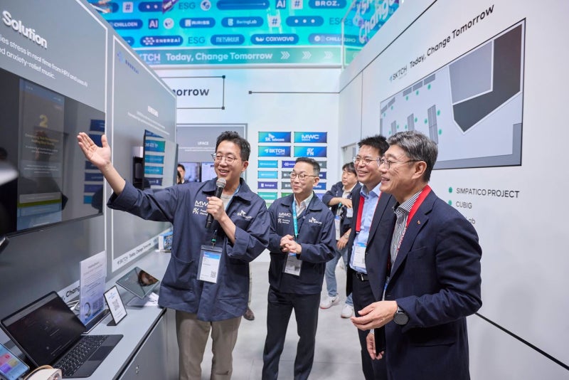 말 되고 돈 되고 힘 된다 … 통신 3사가 띄운 ‘3색 AI’