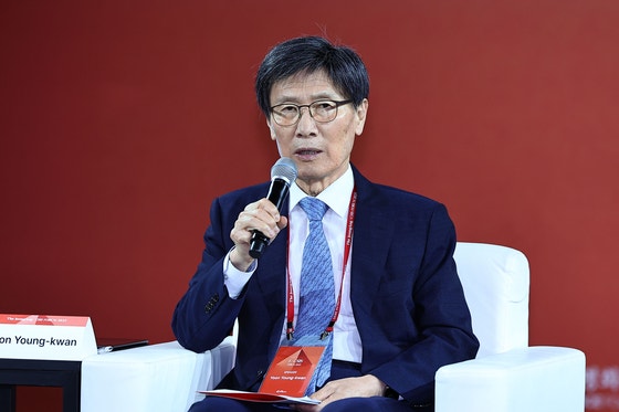 윤영관 “미 제조업의 필수 파트너 돼야” 동반성장포럼 강연