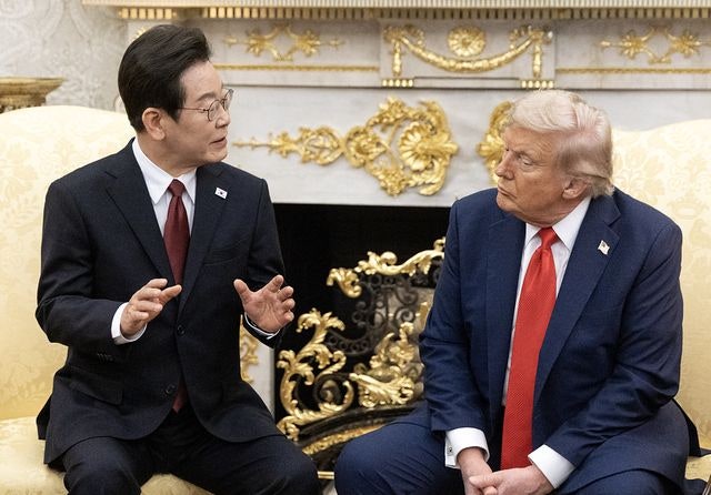 사법족쇄 푼 트럼프처럼…여당 "李대통령 공소취소해야"