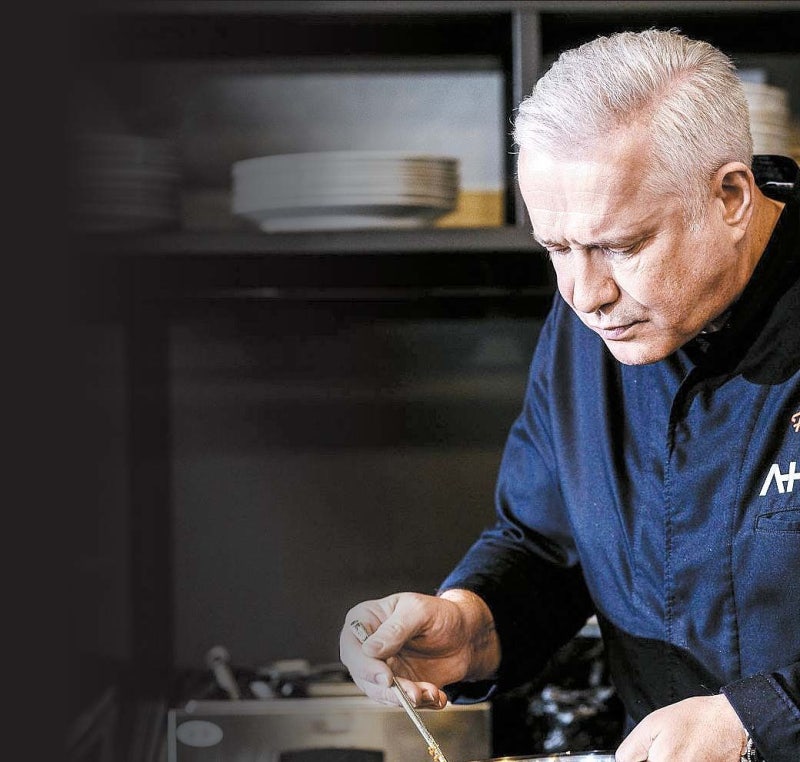 [Cooking&Food] “미쉐린 별은 북극성 나아갈 방향 알려줘”…알렉산더 허먼 셰프, 휘슬러코리아와 디너 행사