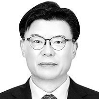 [프리즘] 불안한 공급망 시대, 조사료에서 답을 찾다