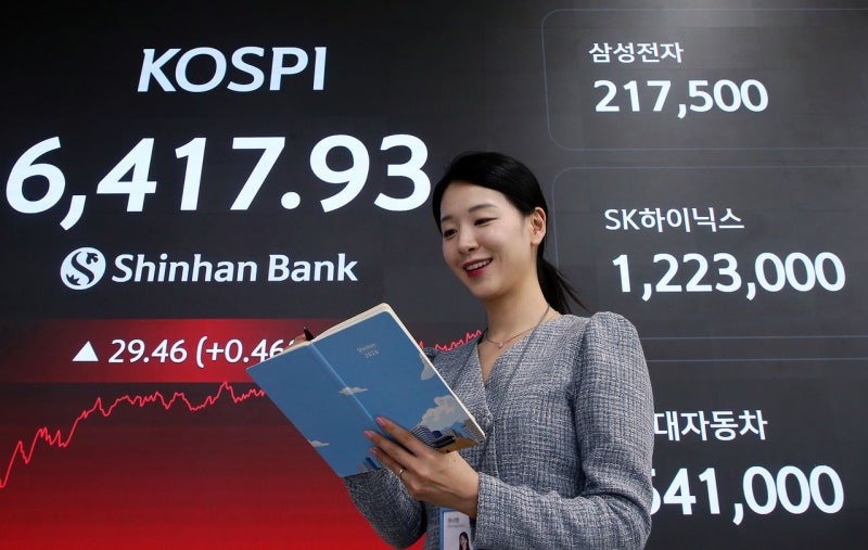 “주식 올인했는데 암이라니”…‘보험 해약 5조’ 위험한 신호