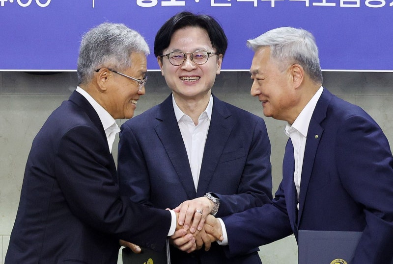 한전·한수원 집안 싸움 없게…‘원전 수주’ 정부가 지휘한다