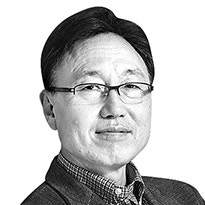 [중앙시평] 우리가 입헌 민주주의자인 이유