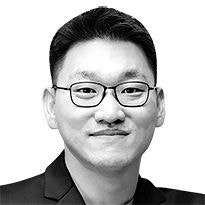 [박성현의 미래를 묻다] 에이전틱 AI의 시대, 국가가 고객돼 산업 키워야