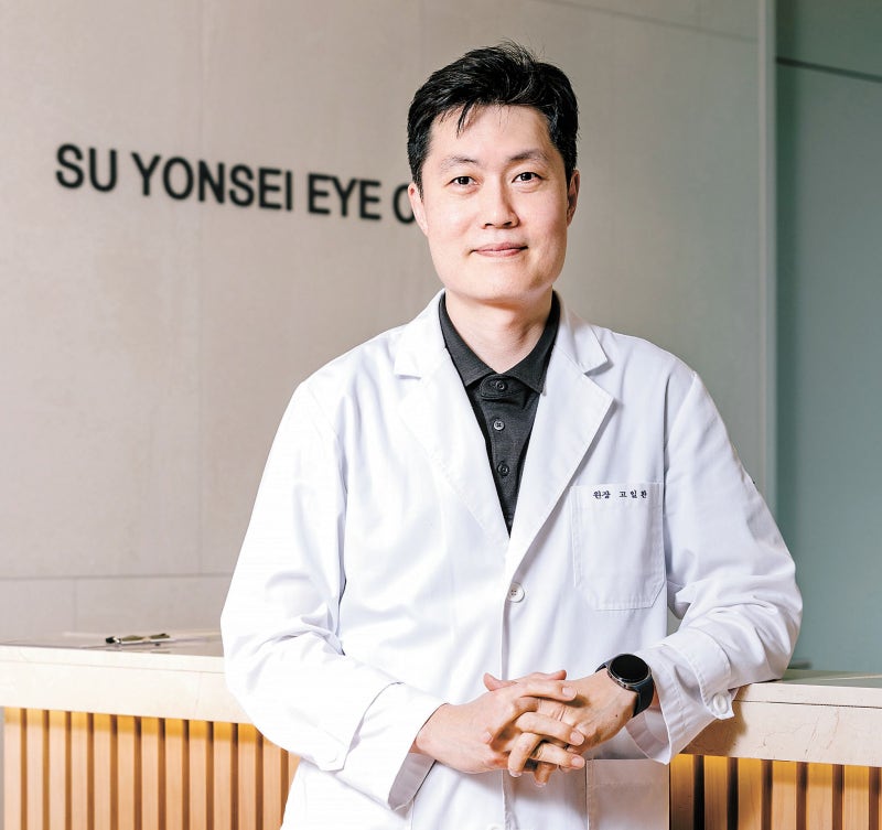 “시력교정술, 습관까지 고려해 신중히 결정해야 원추각막 예방” [Health&]