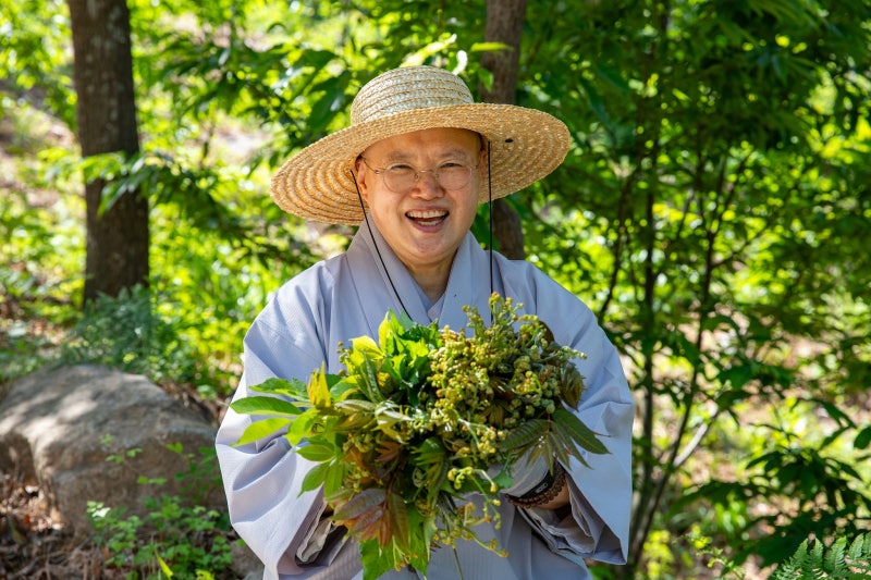 산야초 파스타 먹고 <b>별똥별</b> 구경…지리산 소문난 ‘맛집’ 정체